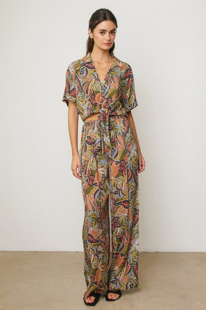 Demetria Short Sleeve Button Down Tropical Print Crop Top Green