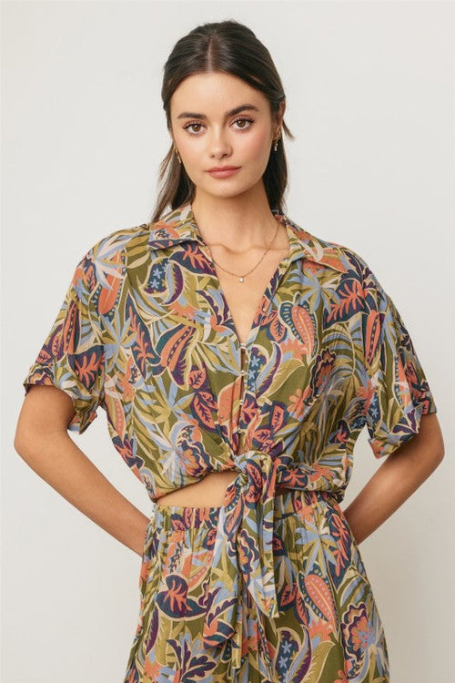 Demetria Short Sleeve Button Down Tropical Print Crop Top Green