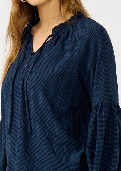 Easton Poet Blouse